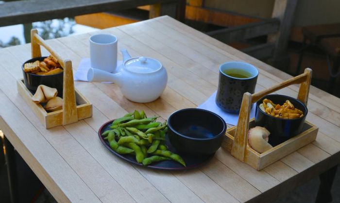 煎茶法備茶、備水、生火煮水、調鹽、投茶、育華、分茶、飲茶、潔器等九個步驟 m.szwsmoon.cn